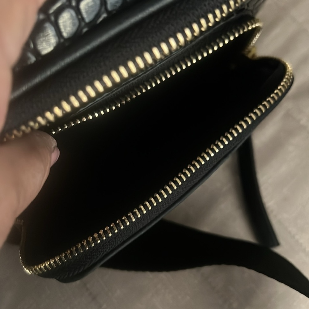 (Fashion & Bag) unisex crossbody bag/ belt bag/ purse - Picture 16 of 17